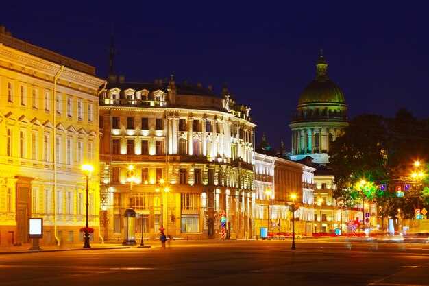 Атмосферные бары и клубы